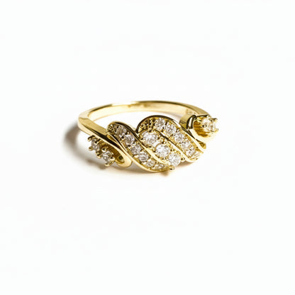 Ribbon Pave Ring
