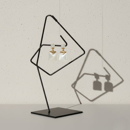 Apex Geometric Drops