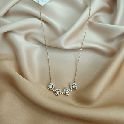 Magnetic Clover Sparkle Necklace